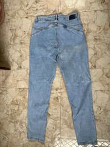 Roadster Light Wash Jeans