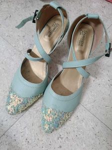 Elegant Heel