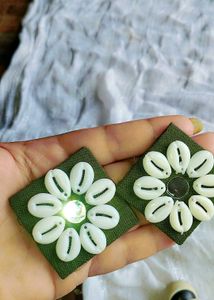 Shell Flower Earrings