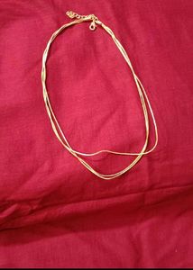 Elegant Gold Layered Necklace