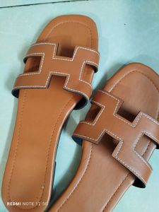 Chic Brown Slides