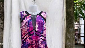 3210. Floral Print Dress