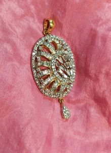 DESIGNER STONE PENDANT