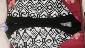 Black and White Woolen Shrug