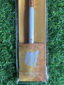 Myglamm Eyeshader Brush