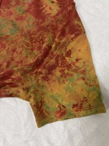 Tie-Dye V-Neck short sleeve top