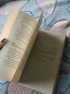 one of us is lying book