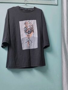 Charcoal Grey 🩶 Oversized T -Shirt