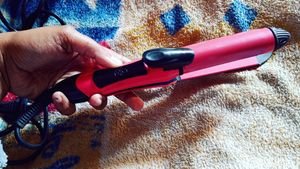 Nova Straightener &amp; Curler