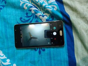 Samsung j7 max