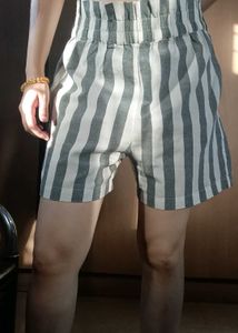 Striped Women&#39;s Shorts