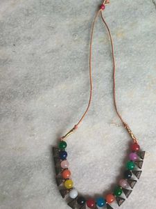 multicolour necklace one time used