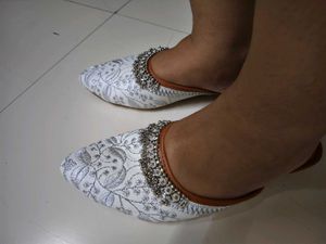 White Design Jaipuri Jutti 👠👟