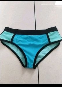 M Brief 💙