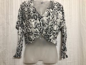 H&amp;M Black Long Sleeve V Neck Top