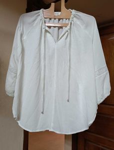 ELEGANT WHITE TOP