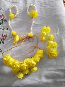 Floral Haldi Jewelry Set