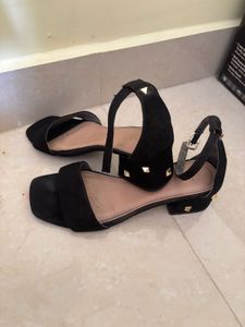 Elegant Black Block Heel Sandals with Gold Stud