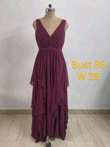 Elegant Burgundy Maxi Dress