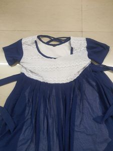 TOP FOR LADIES ,XXL SIZE ,IN GOOD CONDITION