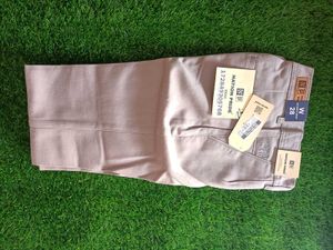 Men&#39;s (Silver) 28 Chino pant for casual wear