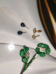 Earrings &amp; Brooch Bundle