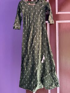 Green Buttoned Kurta