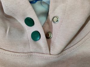 💥BUY1GET1💥 pink YSHIZI teddy bear graphic print oversized hoodie.