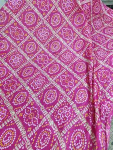 Vibrant Pink Bandhani Dupatta - 2.5m