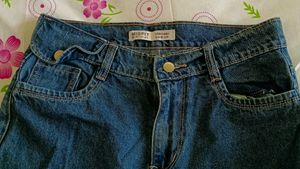 Straight fit Blue Jeans😍