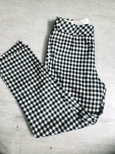 It&#39;s an Formal Trouser. Cheque In Print.