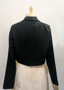 Cropped Blazer