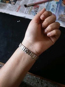 Elegant Women&#39;s Watch