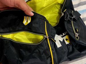 MuscleBlaze MB gym bag. Large