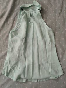 Collared Sleeveless Button Up