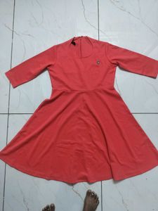 all 5 dresses are new with tag size is 28 to 34 ch