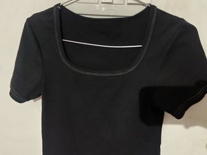 Black Crop Top - Stylish &amp; Trendy