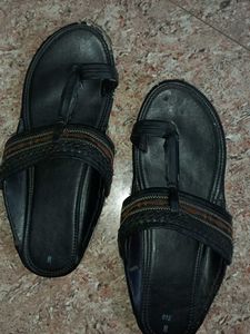 Man Kolapuri Slipper...