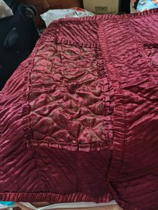 Pack of 4 Luxurious Maroon Bedsheet Quilt Set