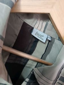 Women&#39;s Plaid Shirt