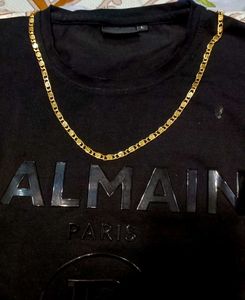 Stunning Imitation Gold Chain for Fashionistas.