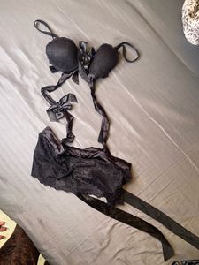 sexy padded Lace Lingerie Set