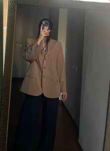 CLASSIC TAN BROWN TAILORED BLAZER