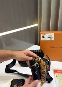 LOUIS VUITTON Black Premium gift box