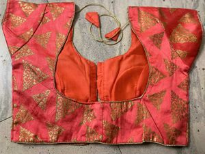 new baarasi blouse with golden design