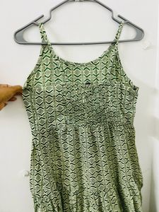 Sleeveless Green Dress