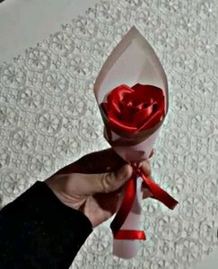 Single Rose Bouquet