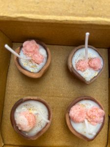 box of 4 flower decorated Diya