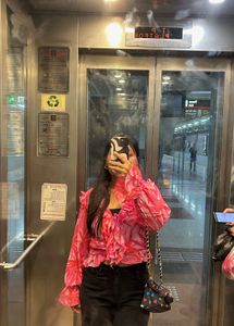 Pink Ruffle knot top 🎀💘