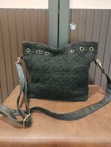 MARIA CARLA Black Crossbody Bag✨